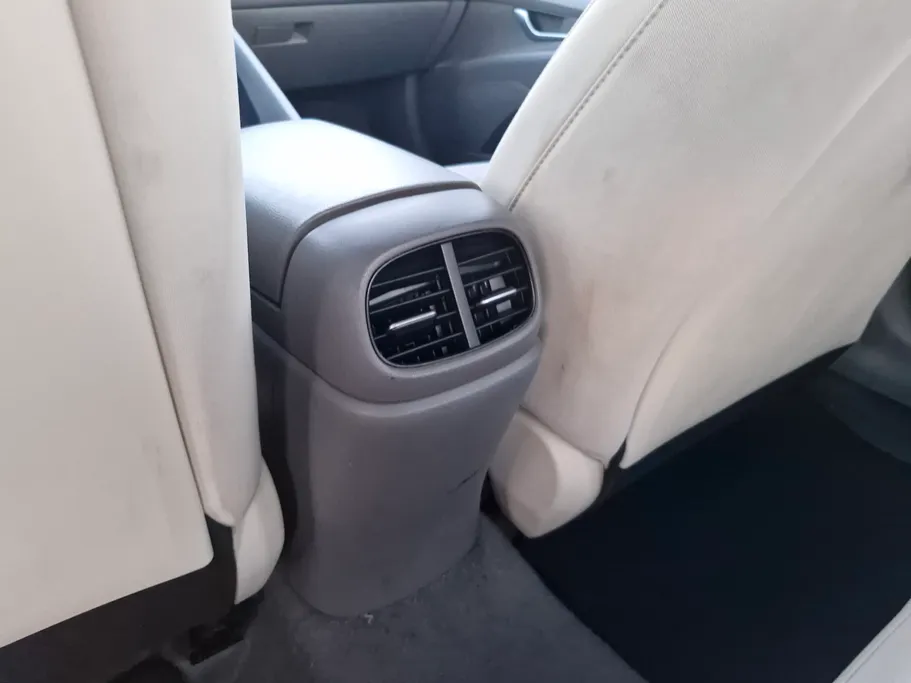 2023 Hyundai Elantra Smart 