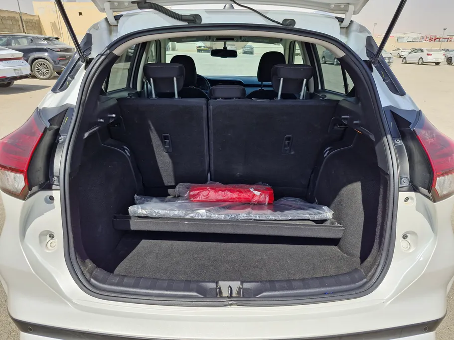 نيسان كيكس SV 2022 