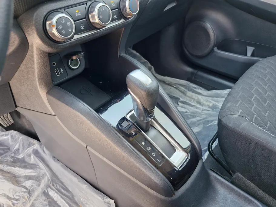 نيسان كيكس SV 2022 