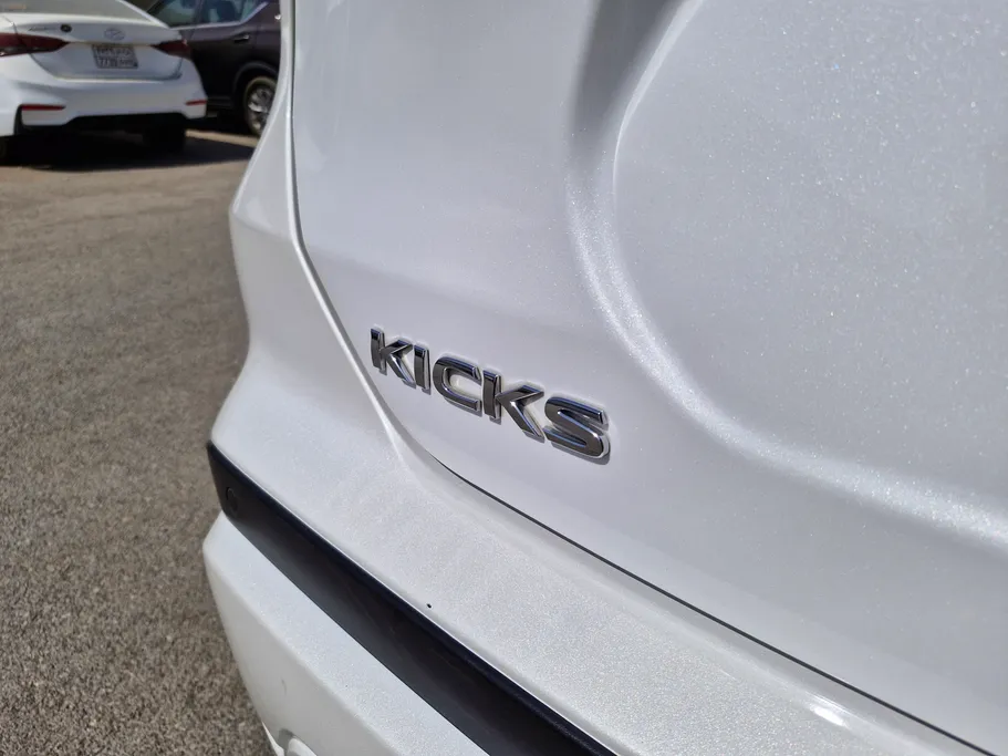 نيسان كيكس SV 2022 