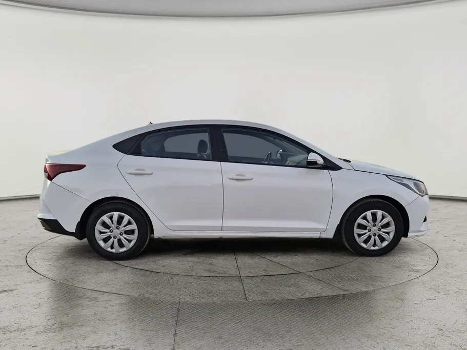 هيونداي اكسنت سمارت 2023 