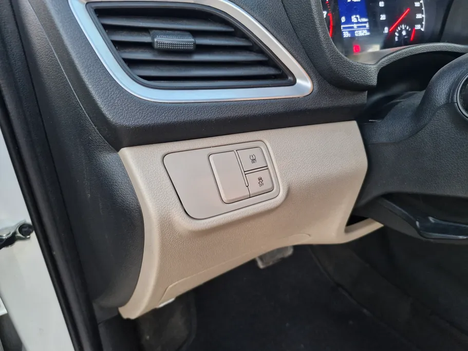 2023 Hyundai Accent Smart 