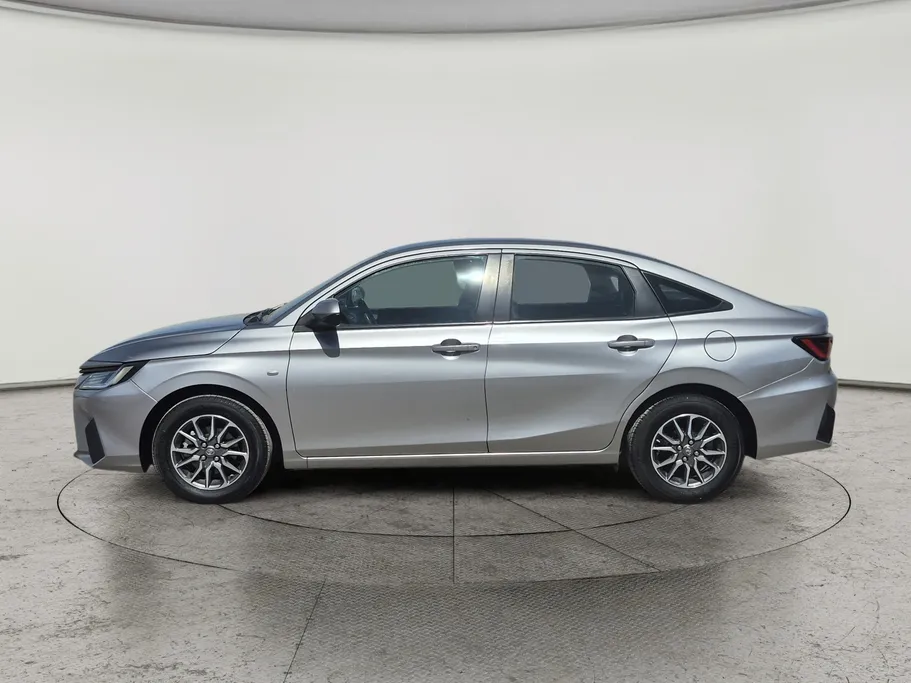 2023 Toyota Yaris  Y 