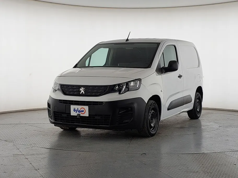 2023 Peugeot Partner Short van 