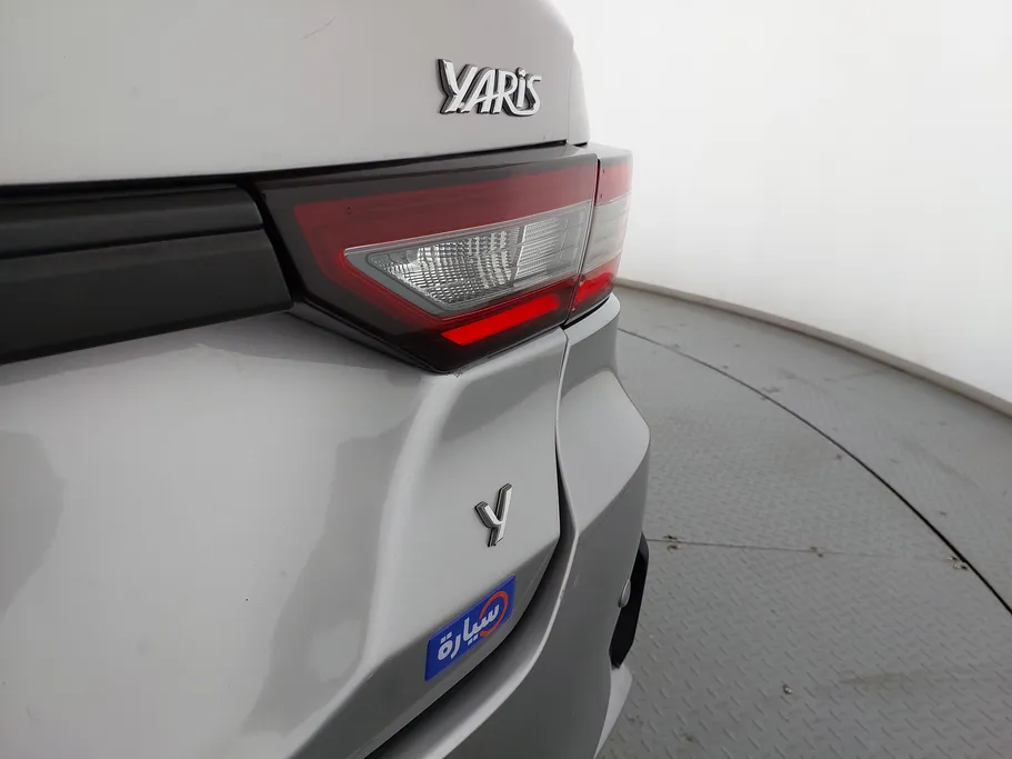 2023 Toyota Yaris  Y 