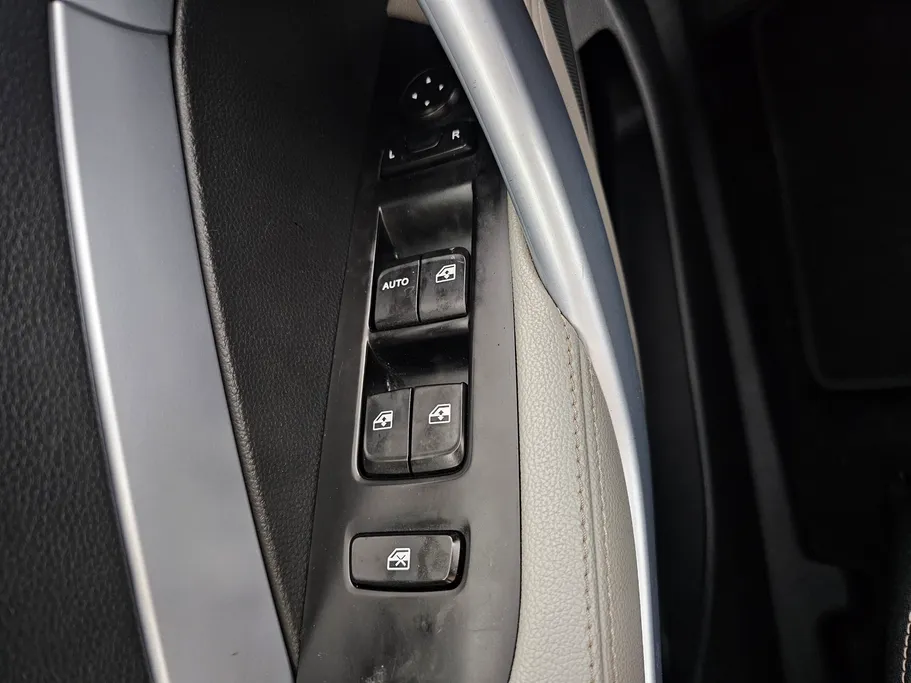 2023 Chevrolet Groove LT 