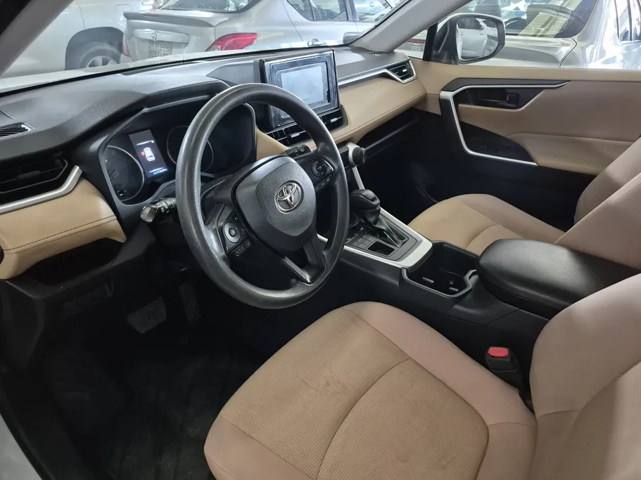 2022 Toyota RAV4 STD 