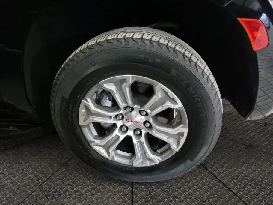 جي إم سي  يوكن SLE 2022 