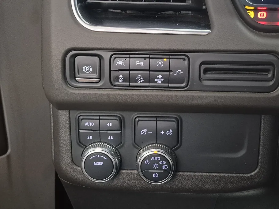 2022 GMC Yukon SLE 