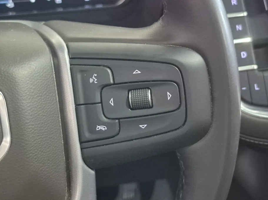 2022 GMC Yukon SLE 