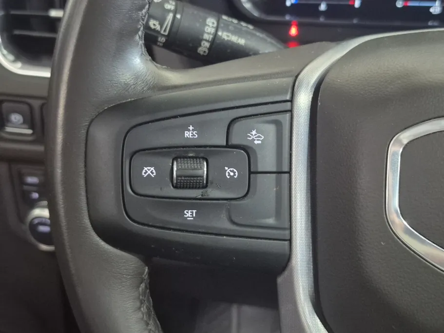 2022 GMC Yukon SLE 