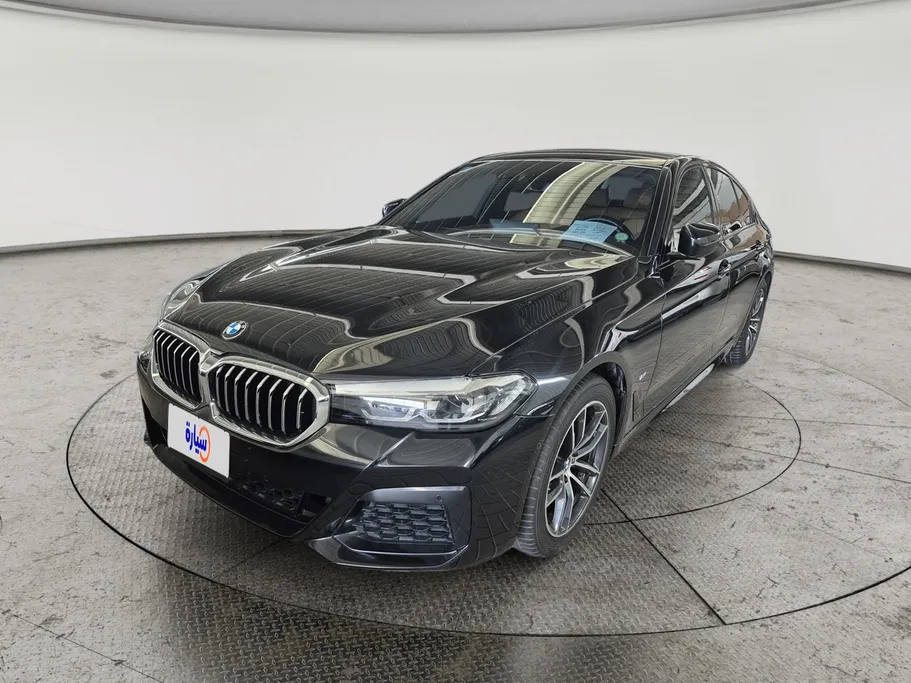 2022 BMW 5 Series 520i 