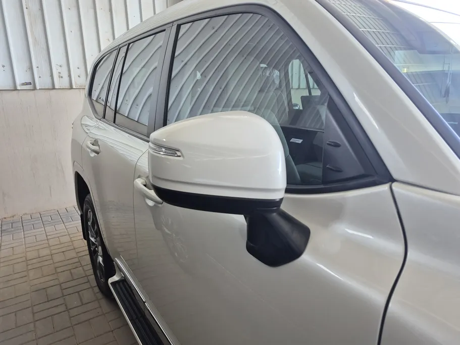 تويوتا لاندكروزر GXR4 2024 
