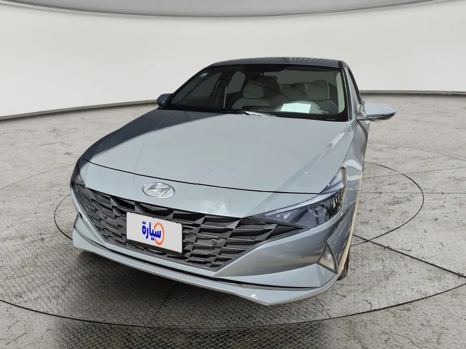 2022 Hyundai Elantra Smart 