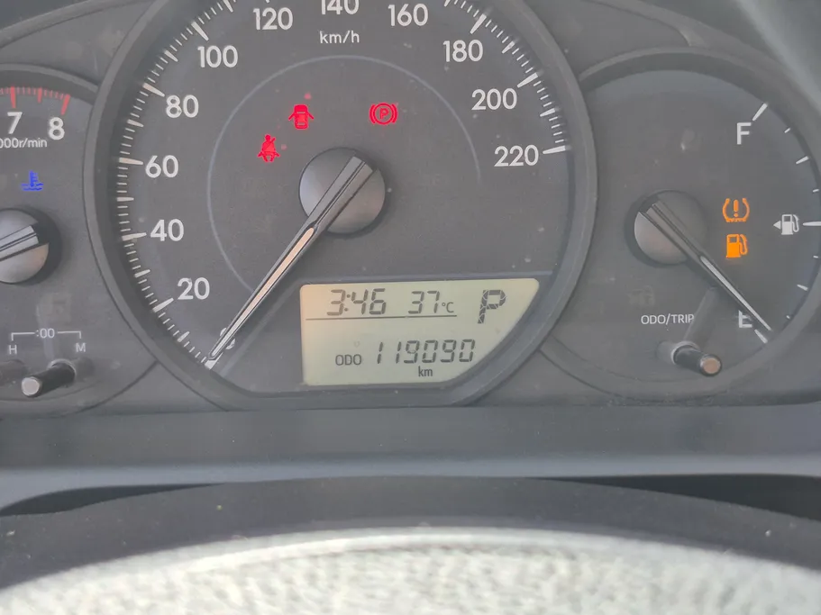 2022 Toyota Yaris  Y 