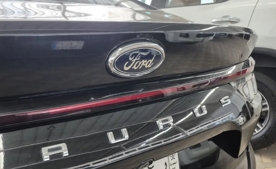 2024 Ford Taurus Trend 