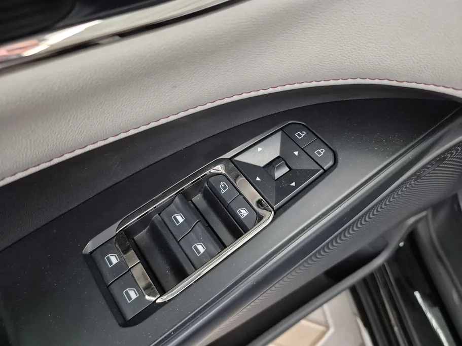 2024 Ford Taurus Trend 