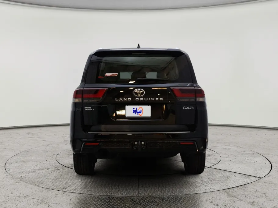 2025 Toyota Land Cruiser GXR 