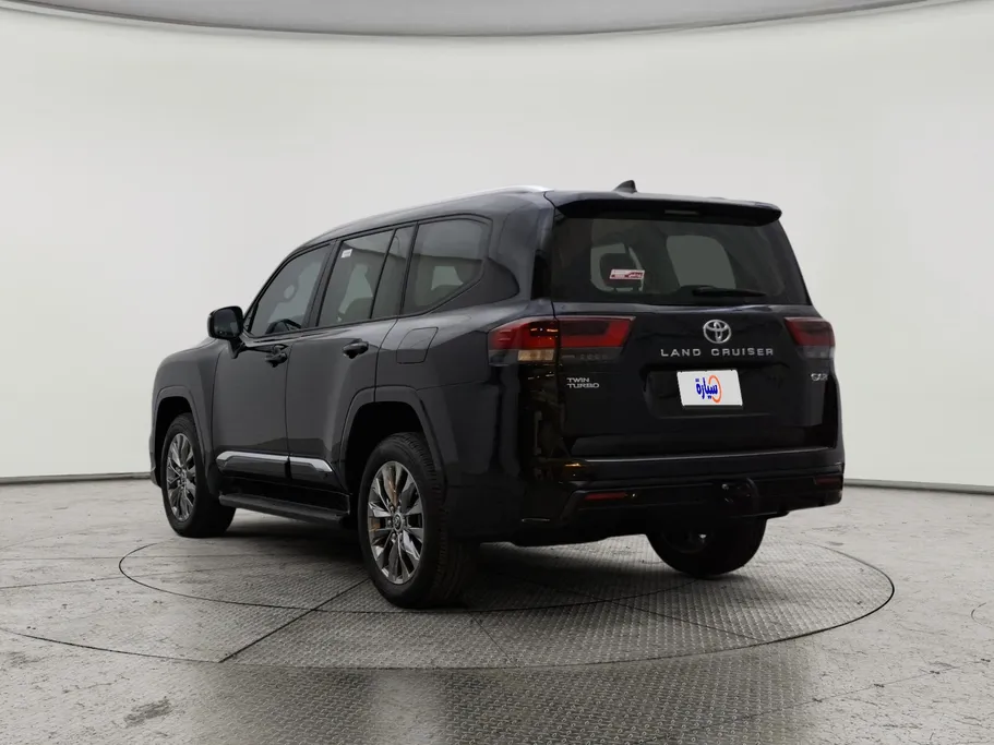 2025 Toyota Land Cruiser GXR 