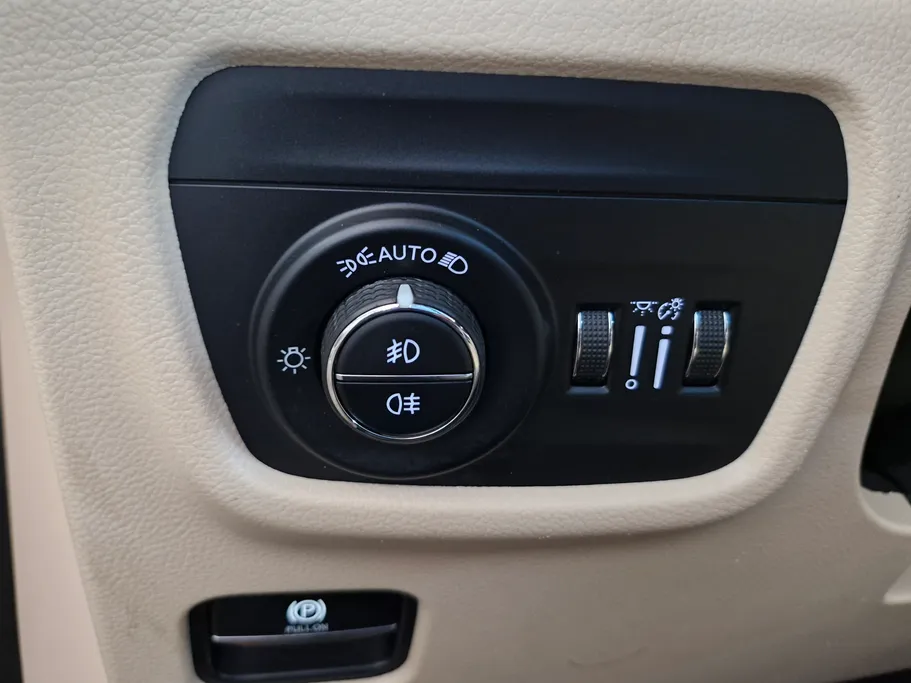 2021 Jeep Grand Cherokee ليمتد 