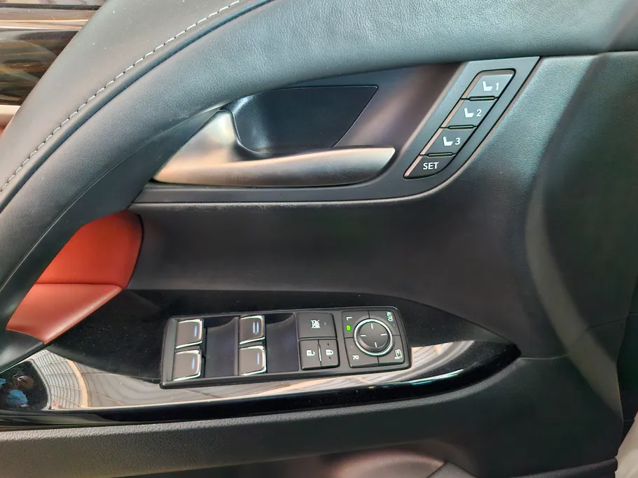 لكزس LX 570 S 2019 