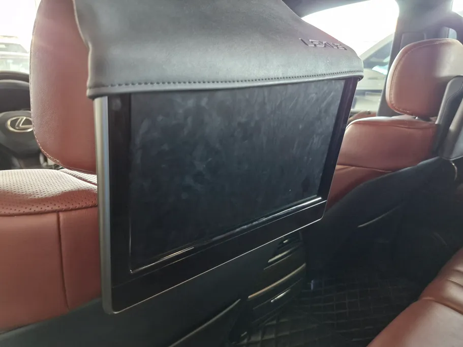 لكزس LX 570 S 2019 