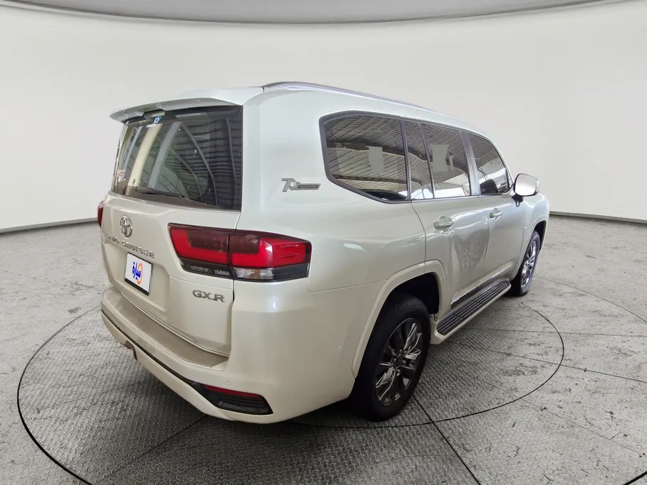 2022 Toyota Land Cruiser GXR3 