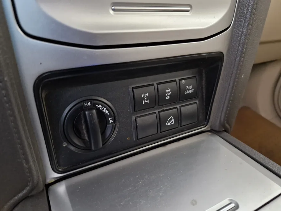 2023 Toyota Prado TXL 