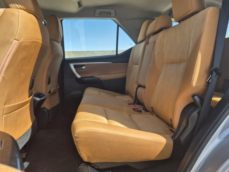 2023 Toyota Fortuner VX 