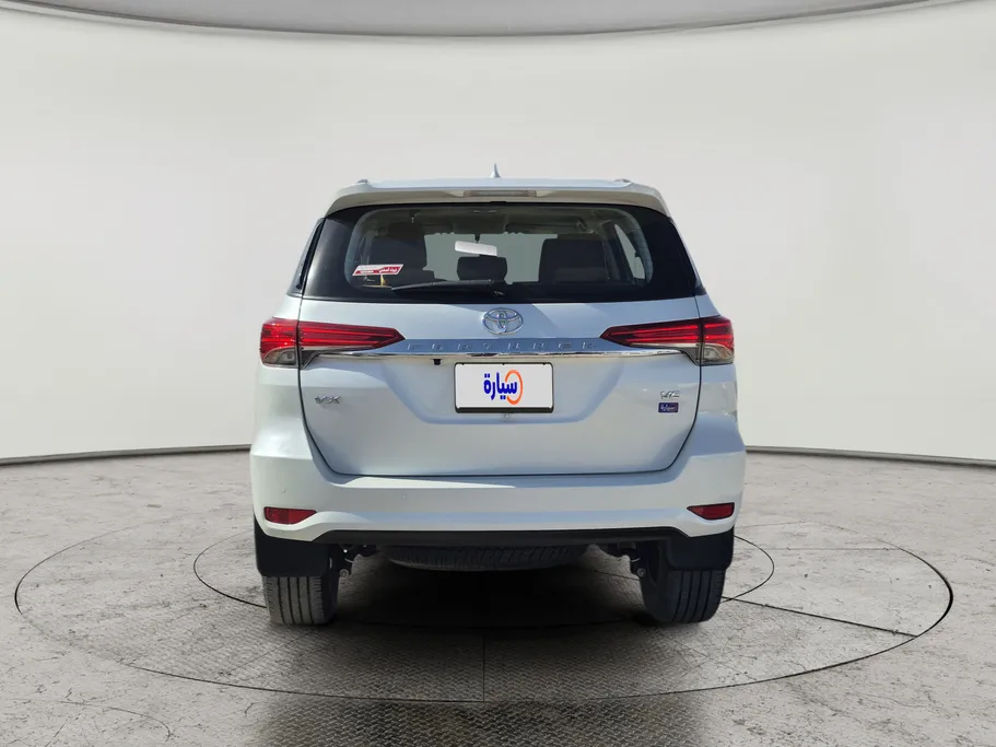 2023 Toyota Fortuner VX 