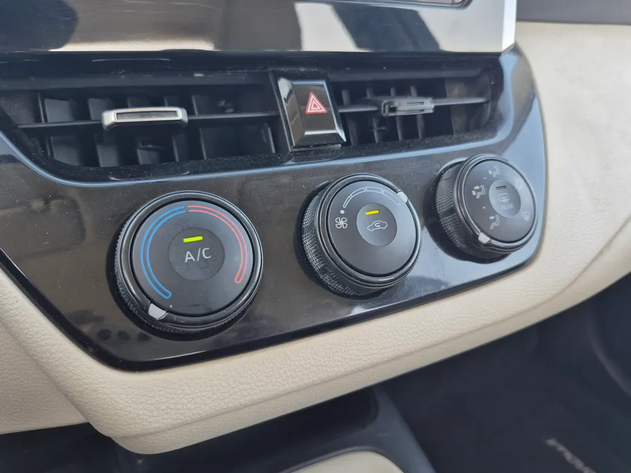 2023 Toyota Corolla XLI 