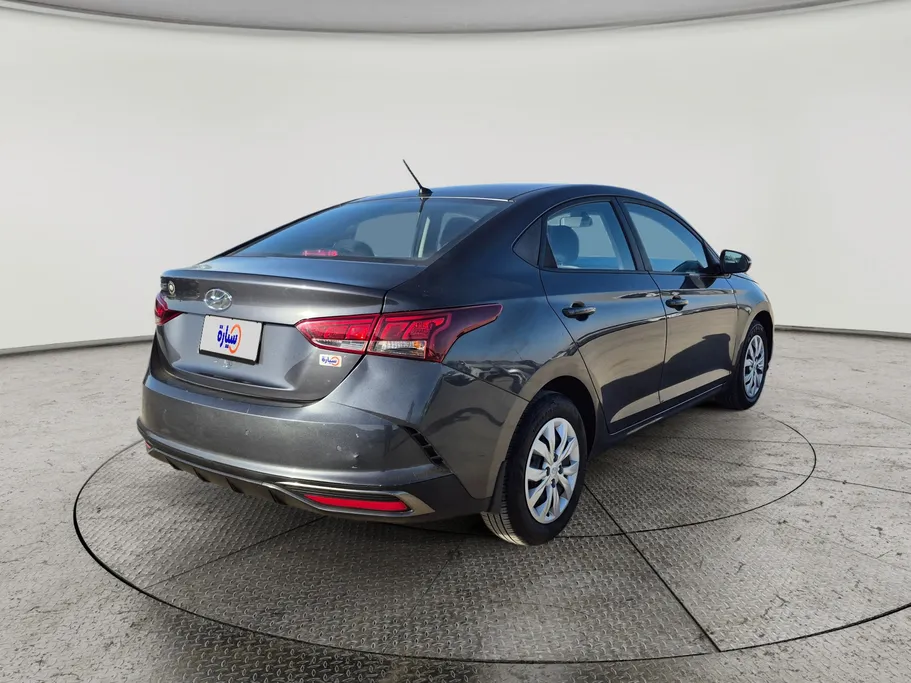 هيونداي اكسنت سمارت 2023 