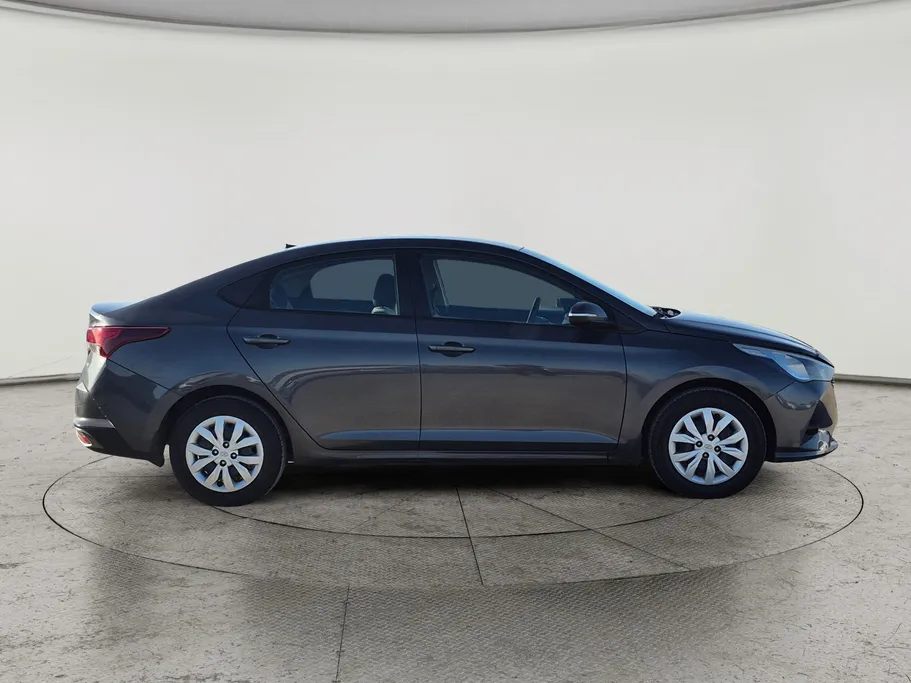 هيونداي اكسنت سمارت 2023 