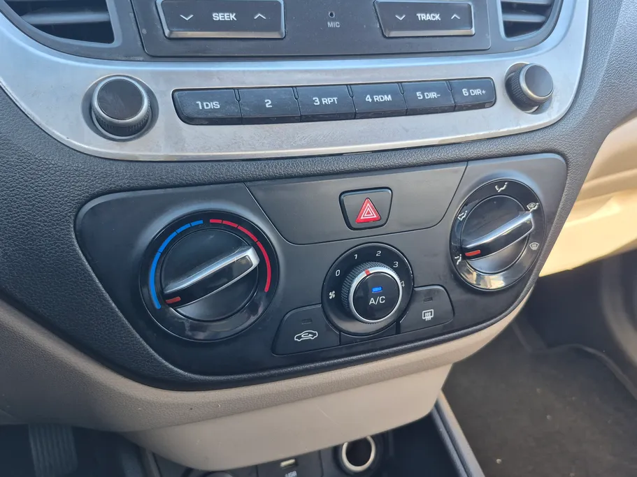 2023 Hyundai Accent Smart 