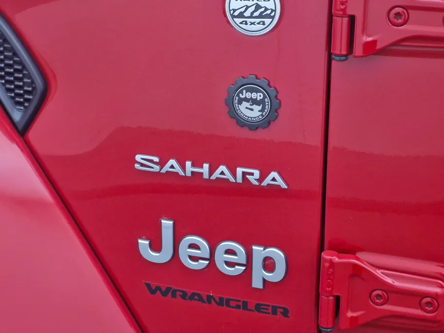 2022 Jeep Wrangler صحارى 