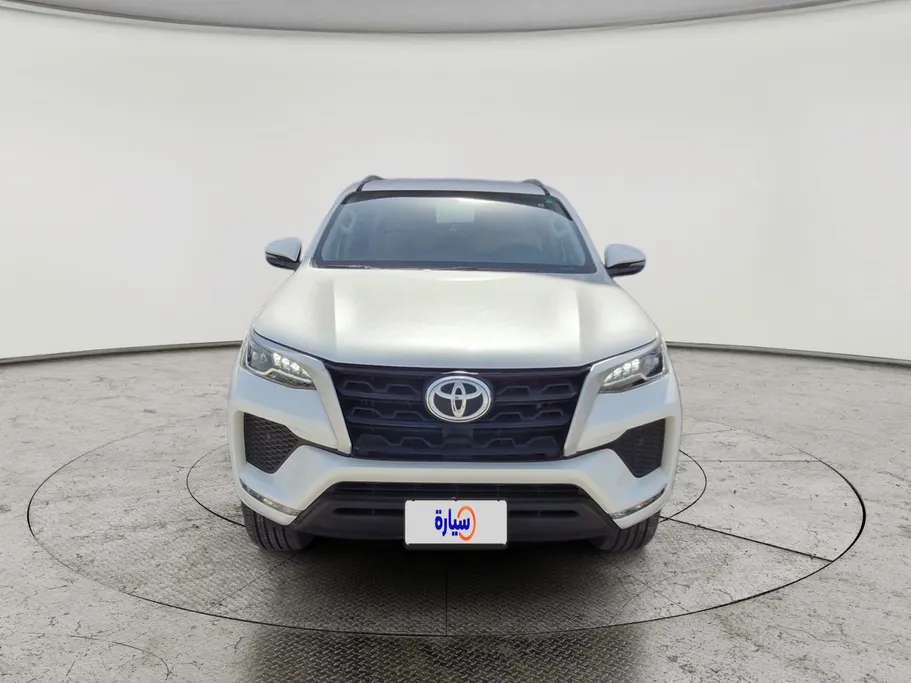2023 Toyota Fortuner GX 