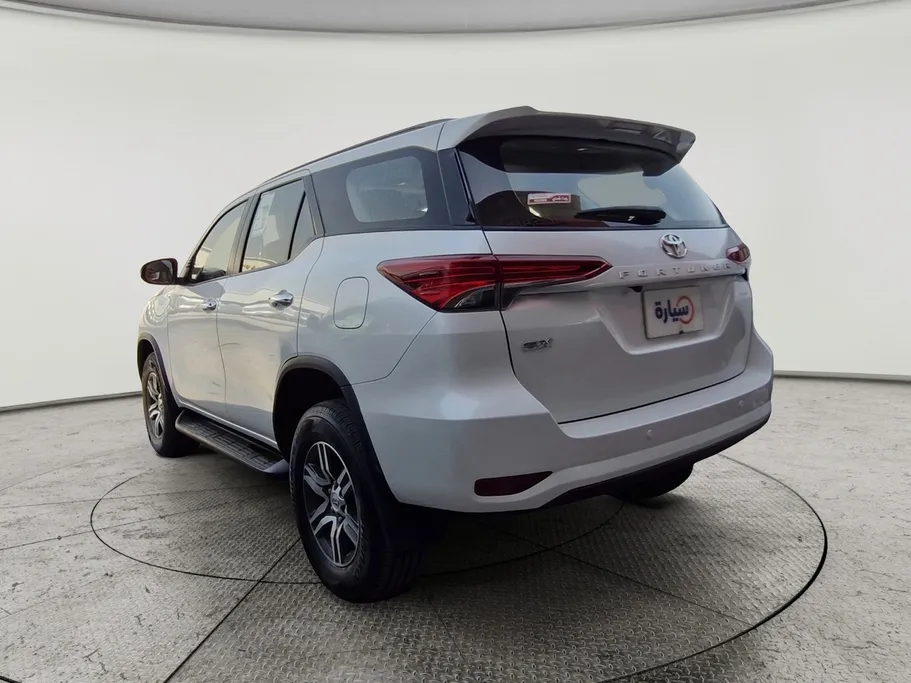 2023 Toyota Fortuner GX 