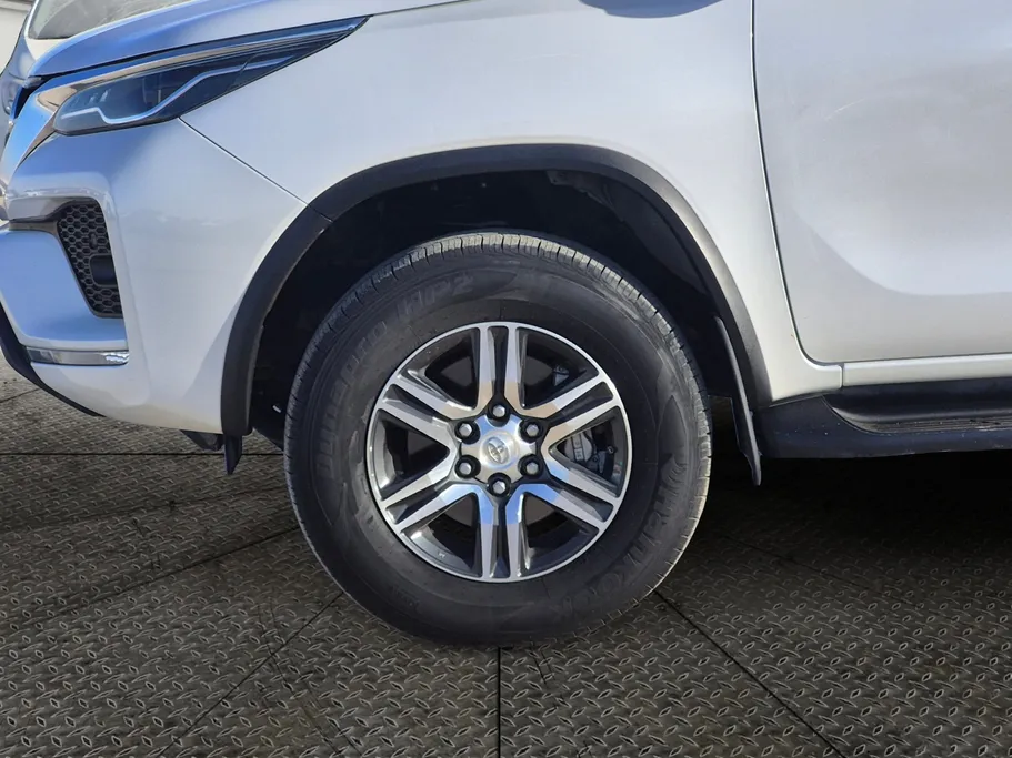 2023 Toyota Fortuner VX 