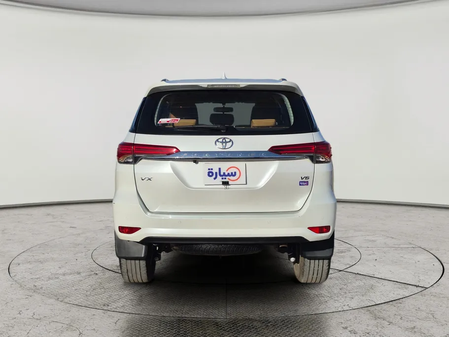 2023 Toyota Fortuner VX 
