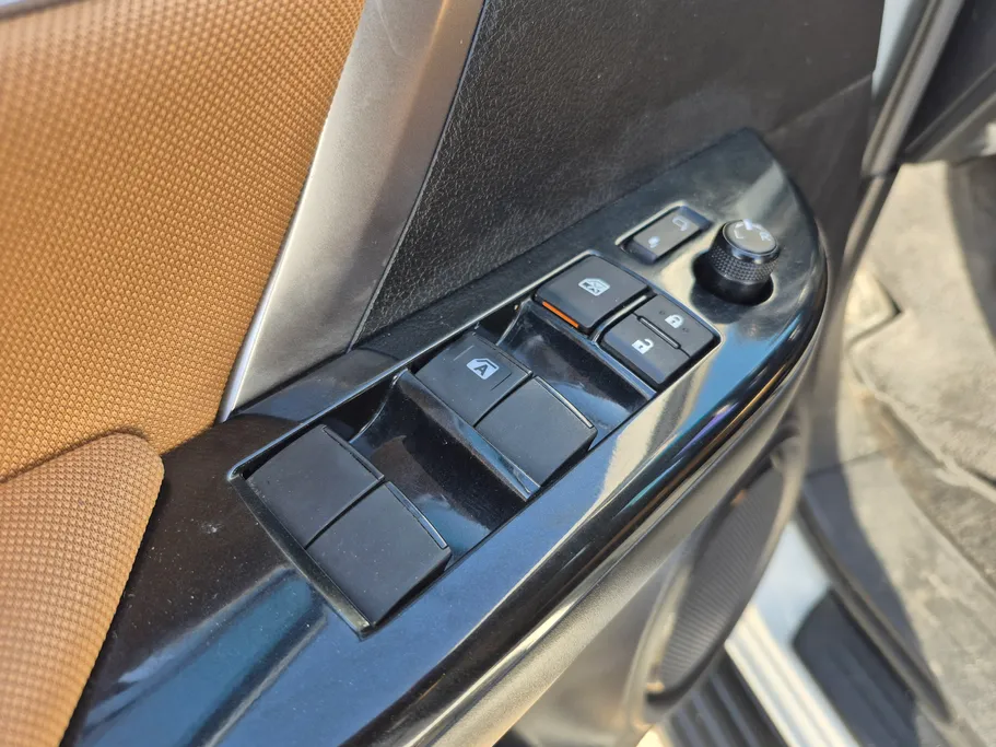 2023 Toyota Fortuner VX 