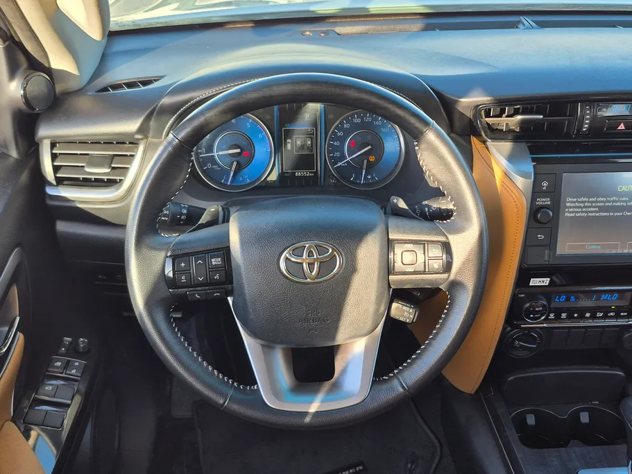 2023 Toyota Fortuner VX 