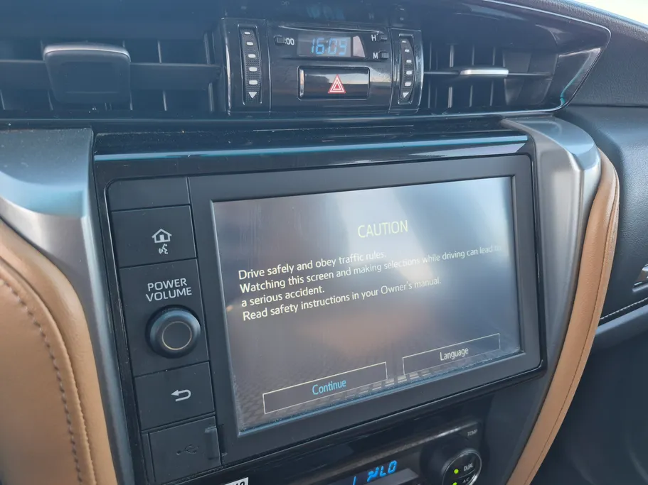2023 Toyota Fortuner VX 