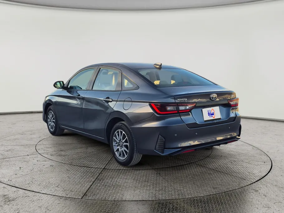 2023 Toyota Yaris  Y 