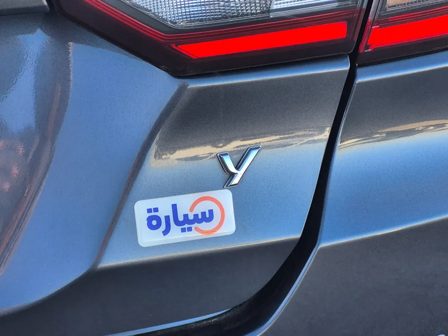 2023 Toyota Yaris  Y 