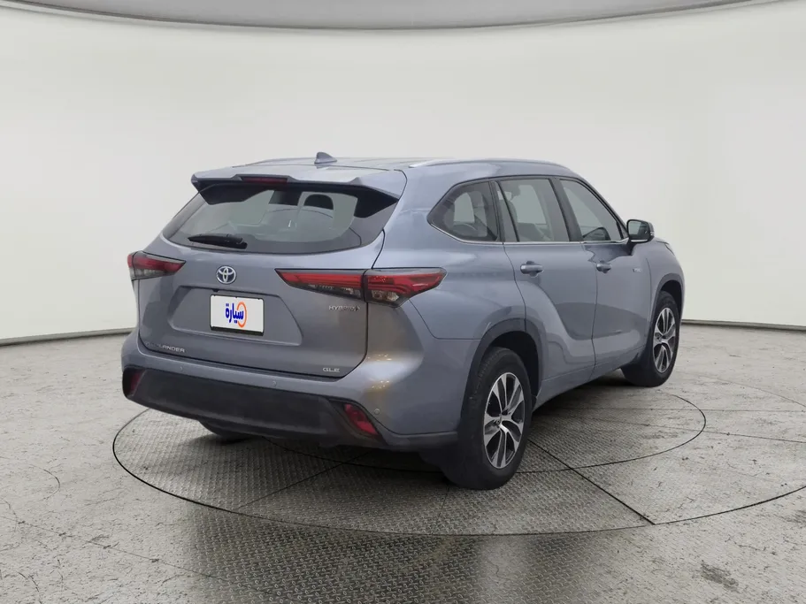 2023 Toyota Highlander GLE 