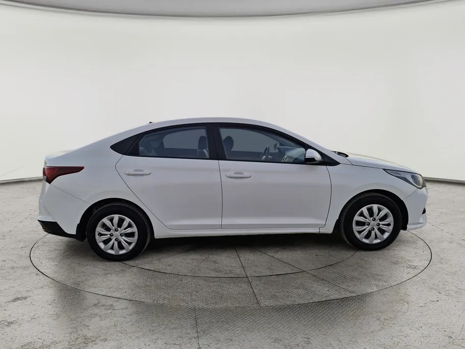 هيونداي اكسنت سمارت 2023 