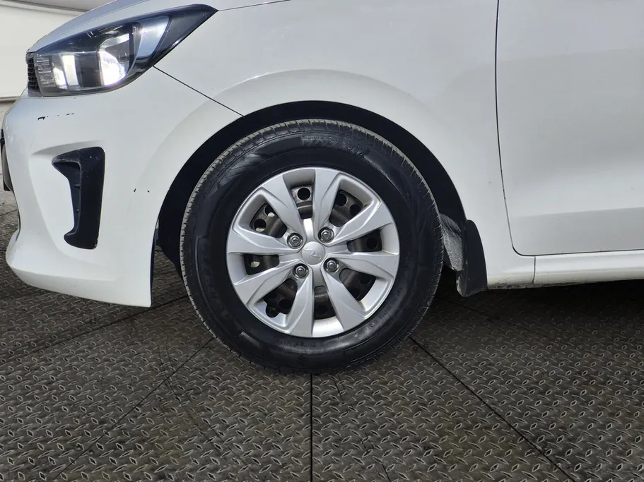 2022 Kia Pegas LX 