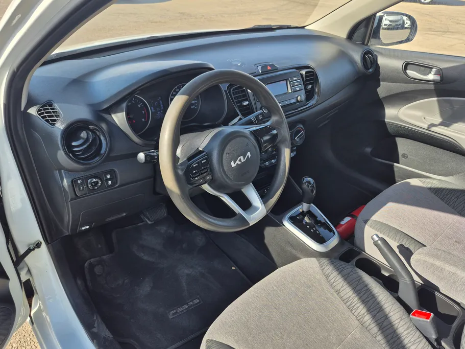 2022 Kia Pegas LX 