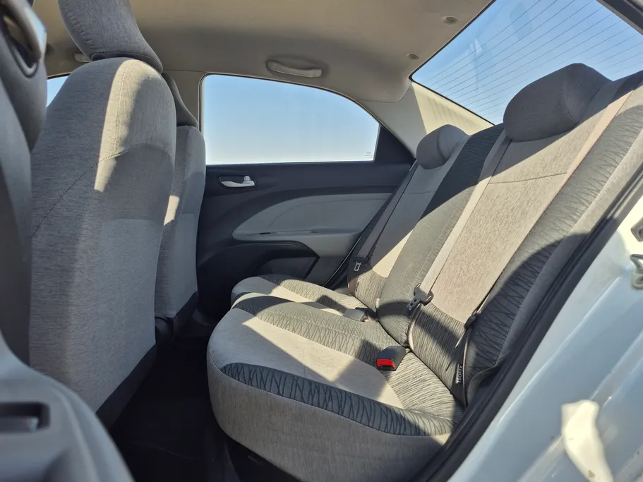2022 Kia Pegas LX 