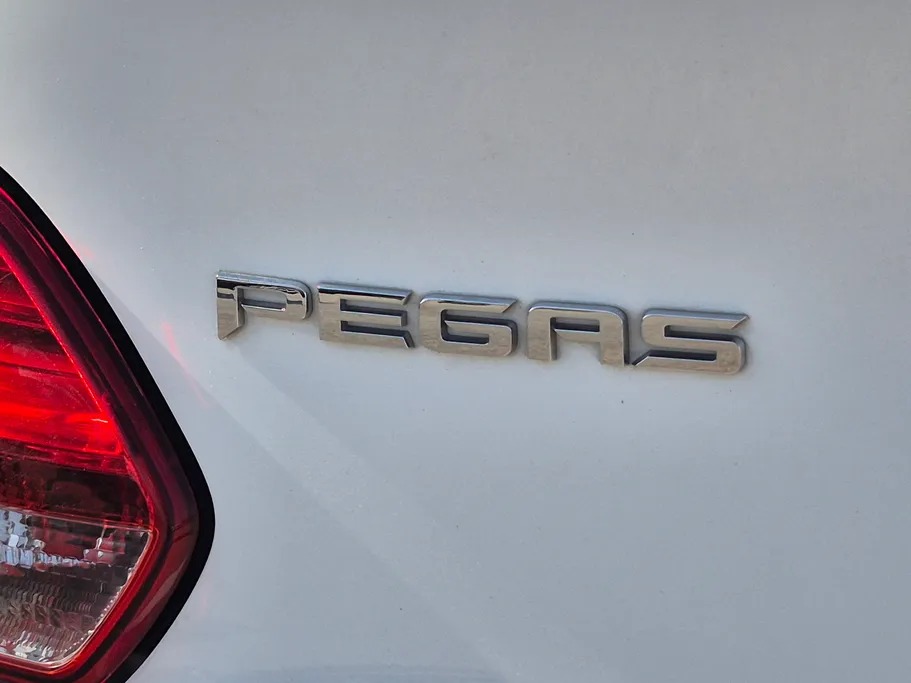 2022 Kia Pegas LX 